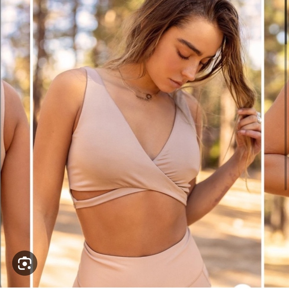 NWT Sommer Ray Tan Criss-Cross Sports Bra | Size M